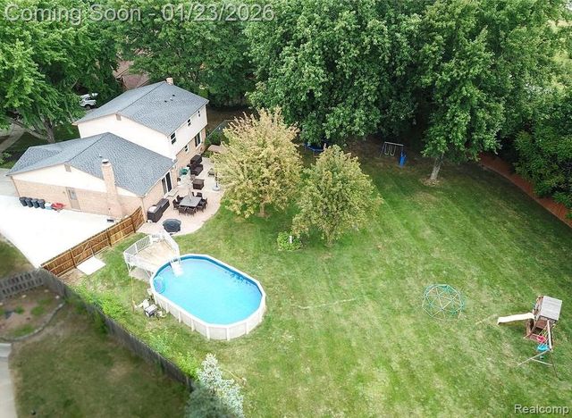 38615 Meeting House Lane, Livonia, MI 48154