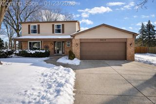 38615 Meeting House Lane, Livonia, MI 48154