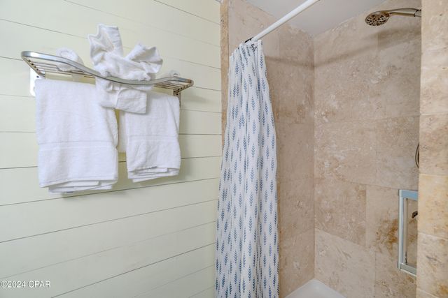 8743 Thomas Drive 1028, Panama City Beach, FL 32408