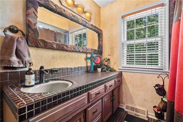 39410 W 151st Street, Olathe, KS 66025