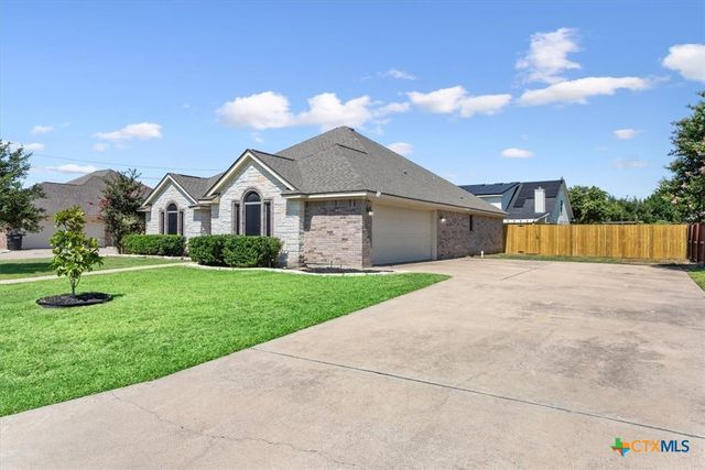 104 Arbor Drive, Little River Academy, TX 76554