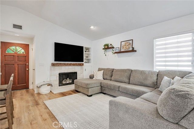 5534 Las Virgenes 120, Calabasas, CA 91302