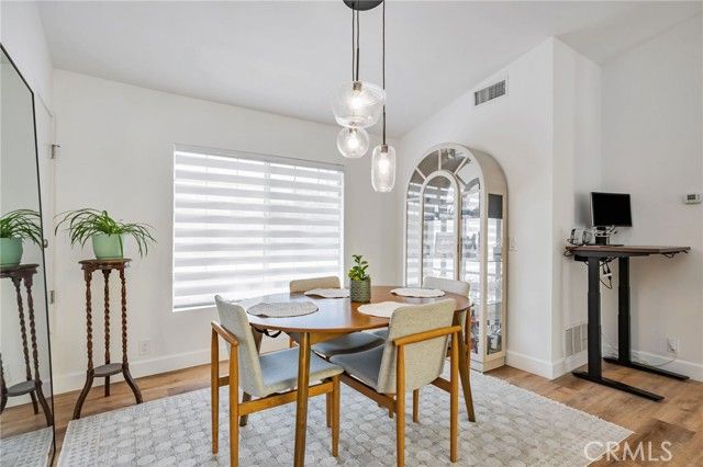 5534 Las Virgenes 120, Calabasas, CA 91302