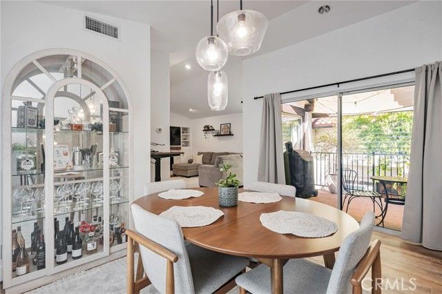 5534 Las Virgenes 120, Calabasas, CA 91302