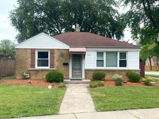 2501 Willow Street, Franklin Park, IL 60131