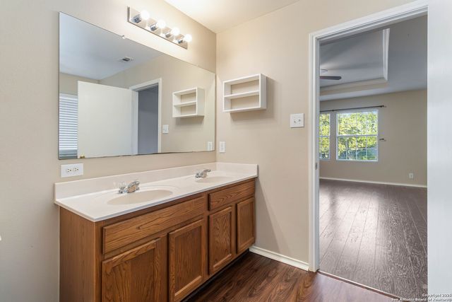 208 Jordan, Boerne, TX 78006