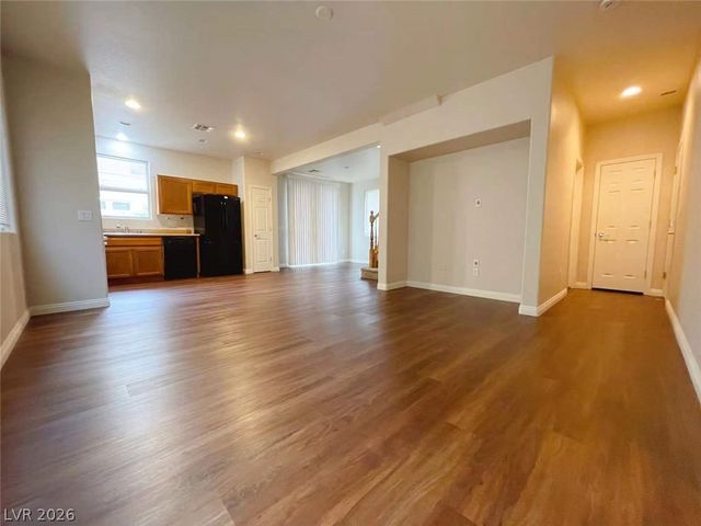 299 Trailing Putt Way, Las Vegas, NV 89148