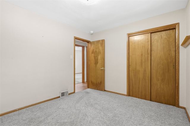 431 Colonial Dr, Monroeville, PA 15146