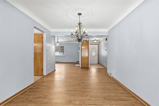 431 Colonial Dr, Monroeville, PA 15146