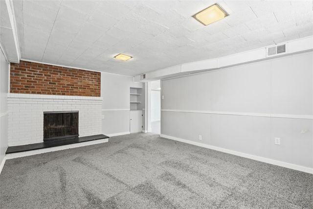 431 Colonial Dr, Monroeville, PA 15146