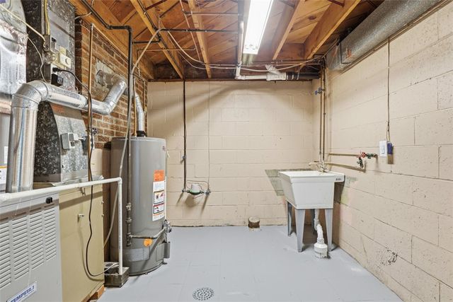 431 Colonial Dr, Monroeville, PA 15146