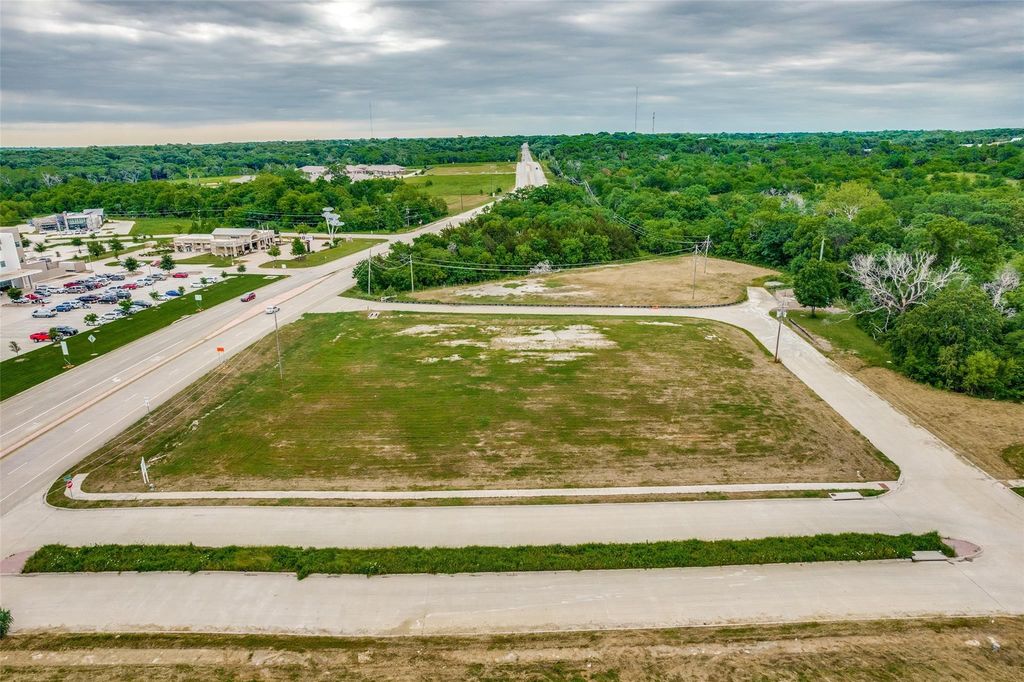 2411 Swamy Drive, Sherman, TX 75090