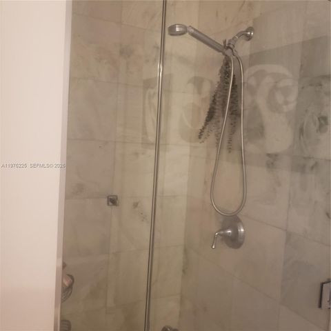 1060 S Brickell Ave 1709, Miami, FL 33131