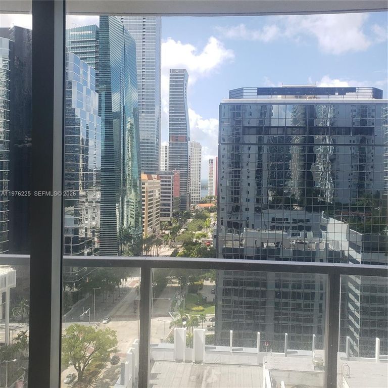 1060 S Brickell Ave 1709, Miami, FL 33131