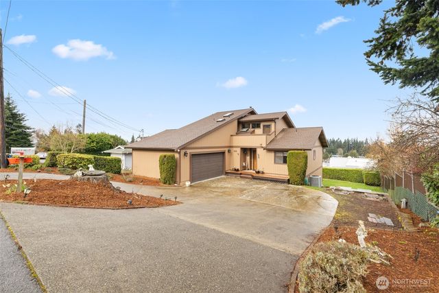 1813 E 3rd Street, Port Angeles, WA 98362