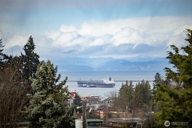 1813 E 3rd Street, Port Angeles, WA 98362