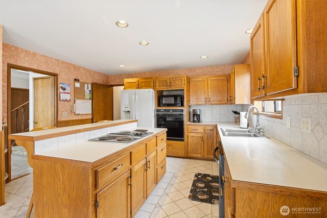 1813 E 3rd Street, Port Angeles, WA 98362