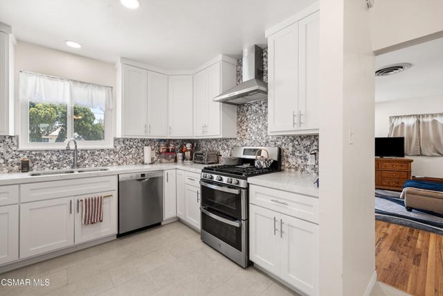 13057 Strathern Street, North Hollywood, CA 91605