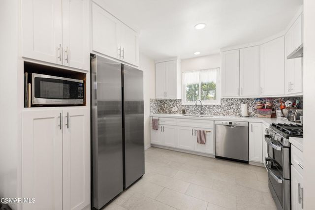 13057 Strathern Street, North Hollywood, CA 91605