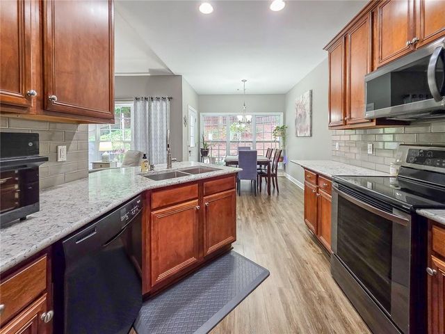 728 Austin Creek Drive, Buford, GA 30518