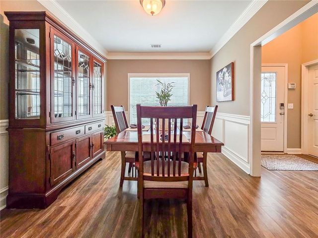 728 Austin Creek Drive, Buford, GA 30518