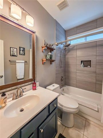 728 Austin Creek Drive, Buford, GA 30518