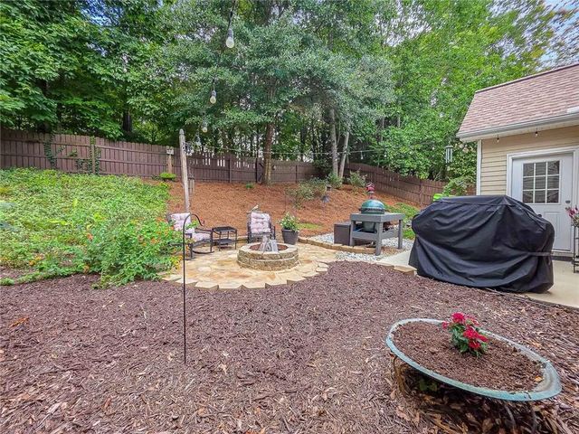 728 Austin Creek Drive, Buford, GA 30518