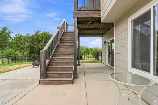 417 Sweetgum Court, Manhattan, KS 66503