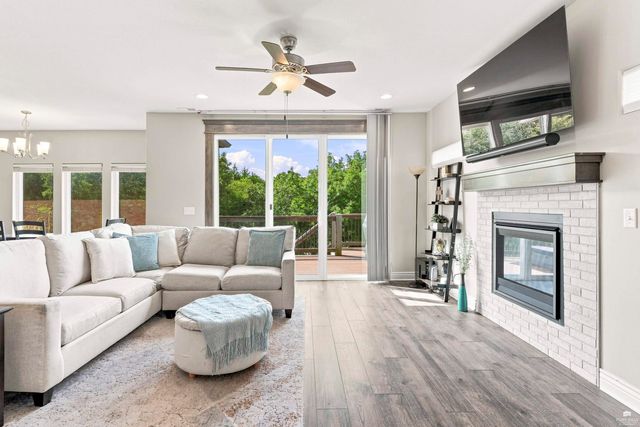 417 Sweetgum Court, Manhattan, KS 66503