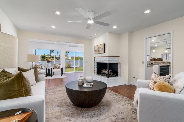 12496 Lomica Dr, San Diego, CA 92128