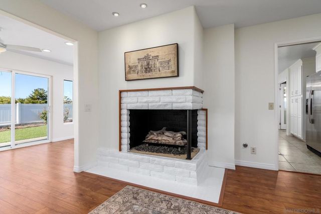 12496 Lomica Dr, San Diego, CA 92128