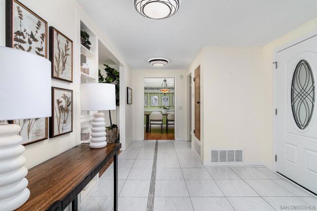 12496 Lomica Dr, San Diego, CA 92128