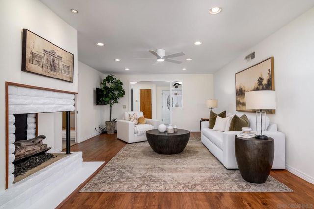 12496 Lomica Dr, San Diego, CA 92128
