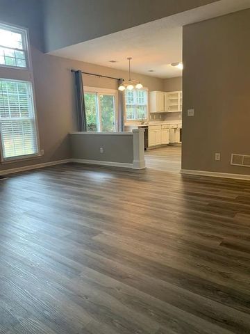 435 Chippenham Court, Alpharetta, GA 30005