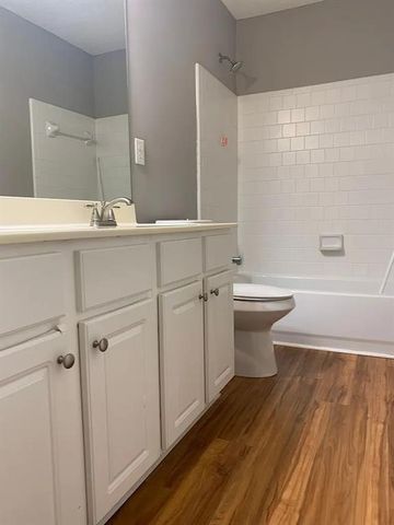 435 Chippenham Court, Alpharetta, GA 30005