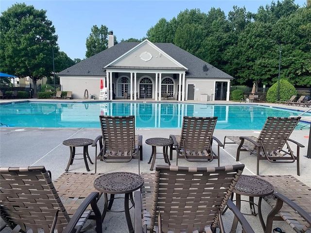 435 Chippenham Court, Alpharetta, GA 30005