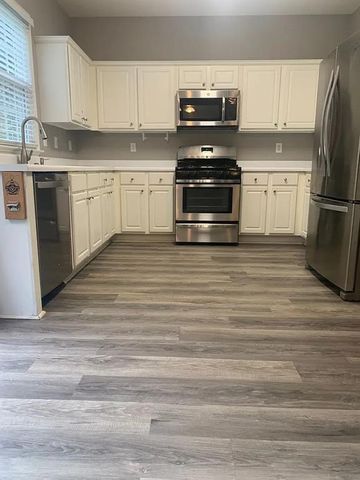 435 Chippenham Court, Alpharetta, GA 30005