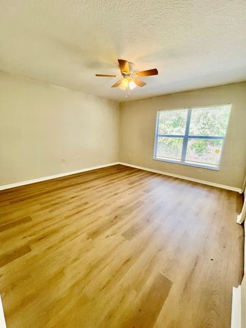 37225 GRASSY HILL LANE, Dade City, FL 33525