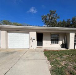 37225 GRASSY HILL LANE, Dade City, FL 33525