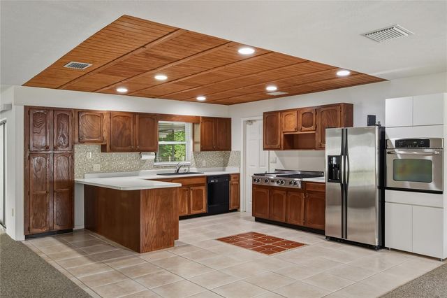 3204 AMAYA COURT, Brandon, FL 33511