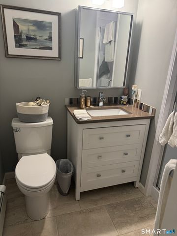 1 East Normandy Drive, West Hartford, CT 06107