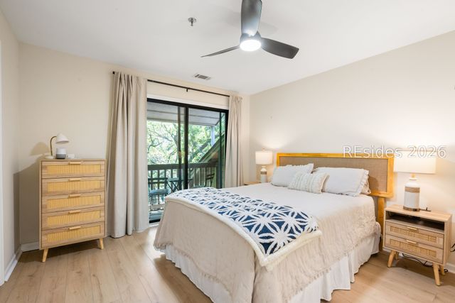 50 Yacht Cove Dr Apt 327, Hilton Head Island, SC 29928