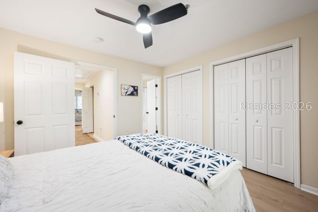 50 Yacht Cove Dr Apt 327, Hilton Head Island, SC 29928