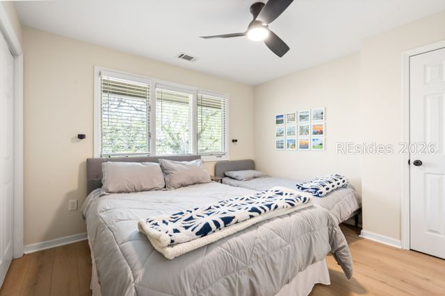 50 Yacht Cove Dr Apt 327, Hilton Head Island, SC 29928