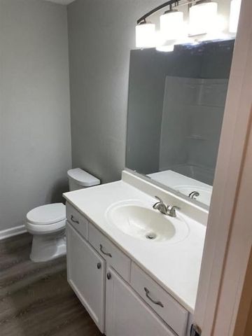 402 Goss Road, Westlake, LA 70669