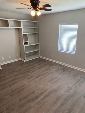 402 Goss Road, Westlake, LA 70669