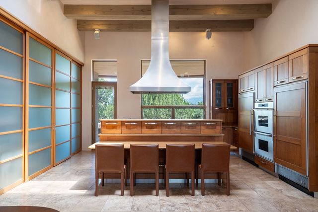 18 Bishops Dome, Santa Fe, NM 87506