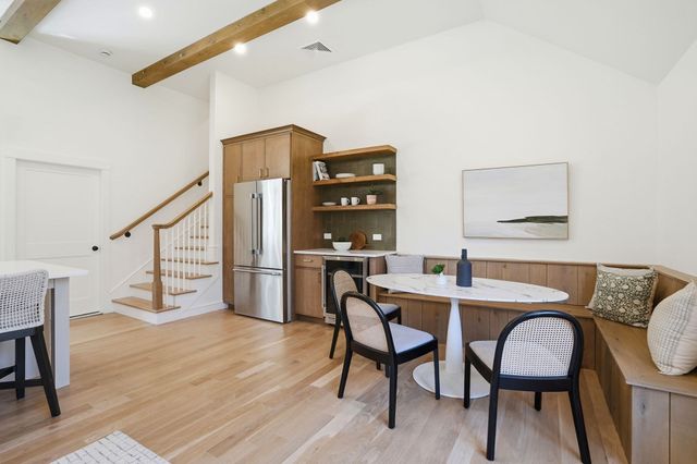 26 Old Pottery Ln, Norwell, MA 02061