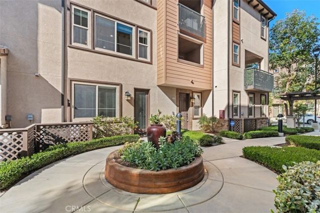 1370 Clementine Way, Fullerton, CA 92833