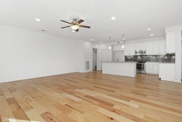 1370 Clementine Way, Fullerton, CA 92833